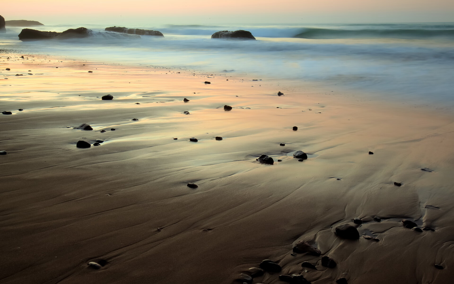 足球进校园缺乏后续系统支持，足球进校园政策