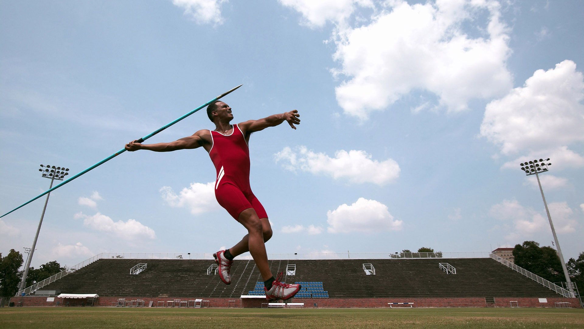 篮球运动员专项技术动作的生物力学分析，篮球运动员专项力量训练